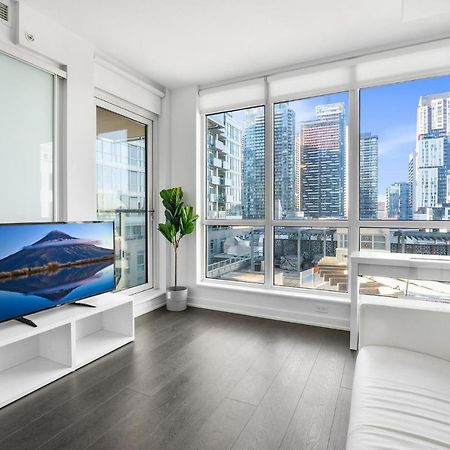 Apartament Heart Of Downtown Toronto! Zewnętrze zdjęcie