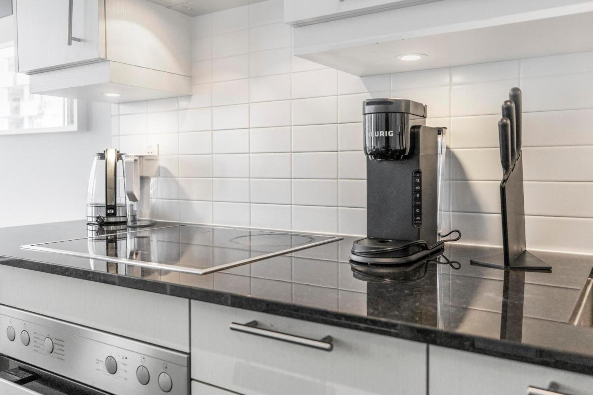 Apartament Heart Of Downtown Toronto! Zewnętrze zdjęcie